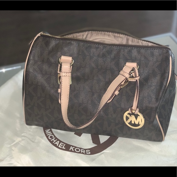 Michael Kors Handbags - Medium Michael Kors bag
